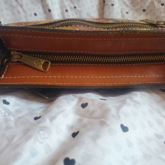 Patricia Nash Genuine Leather Floral Crossbody Bag - Picture 6 of 12
